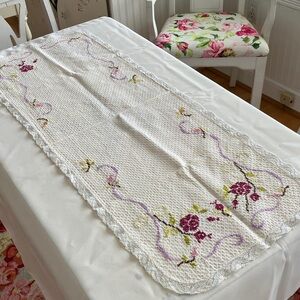 Vintage Handmade Cream Floral Lace Table Runner with Pink Embroidery